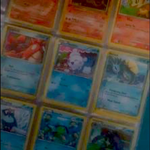 Old Pokémon Cards - Picture 4 of 5